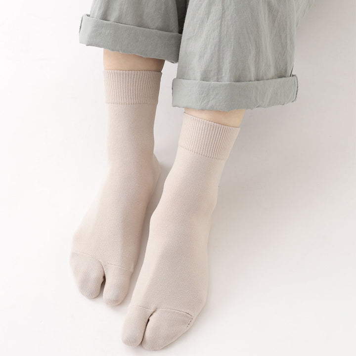 011131179 Plain Cotton Tabi Low Crew Socks