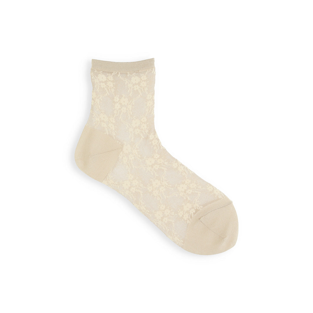 011132691 Fantasy Floral Sheer Ankle Socks