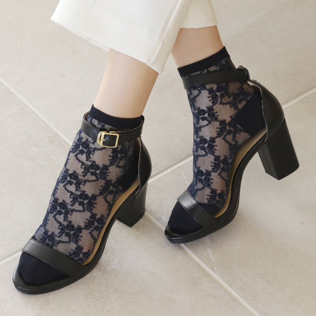 Sheer Flower Socks