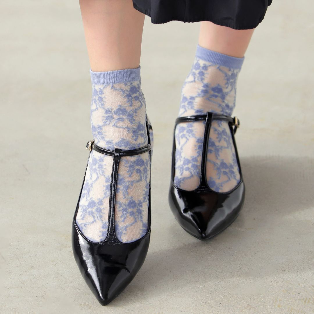 011132969 Fantasy Floral Sheer Ankle Socks