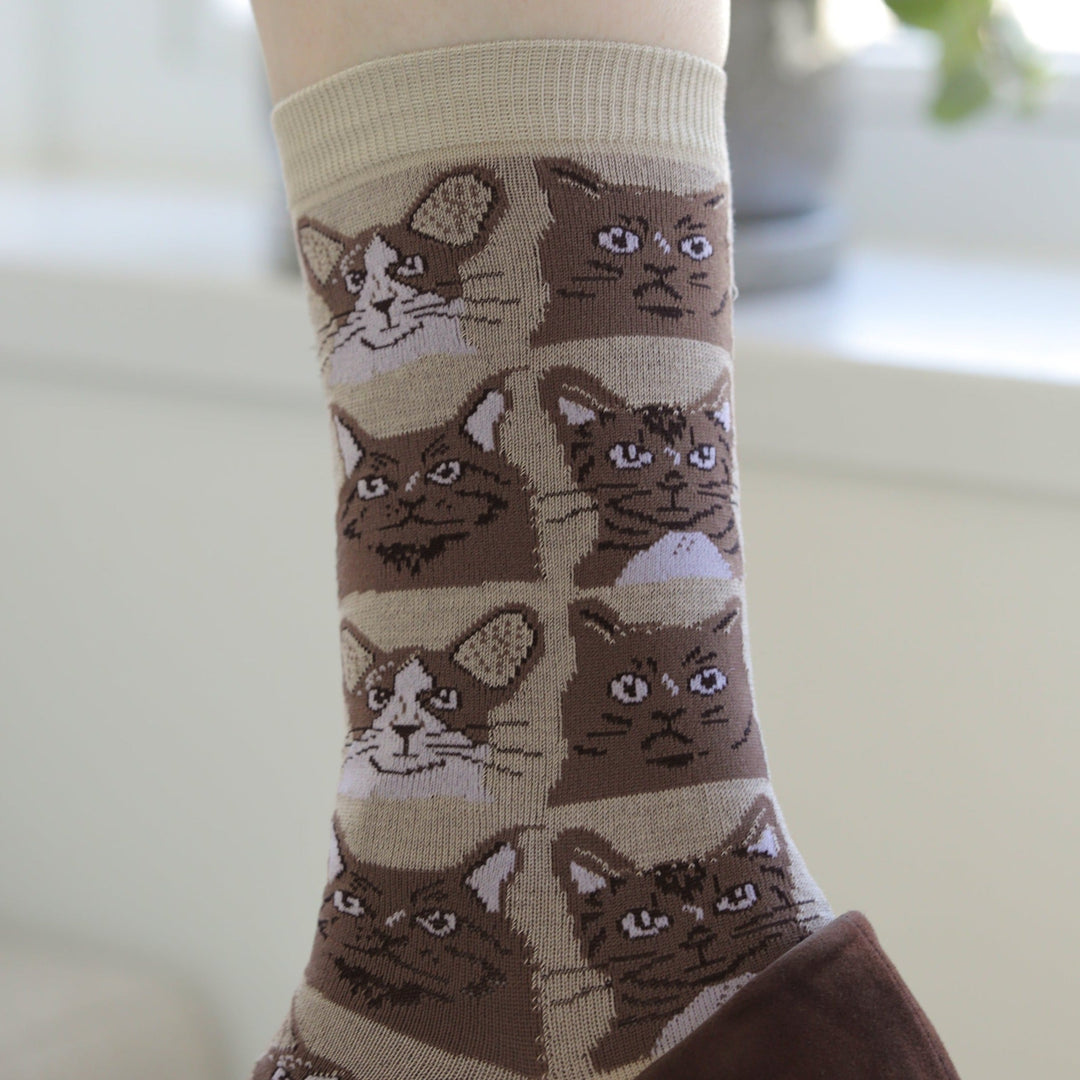 021140827 Cat Face Pattern Crew Socks