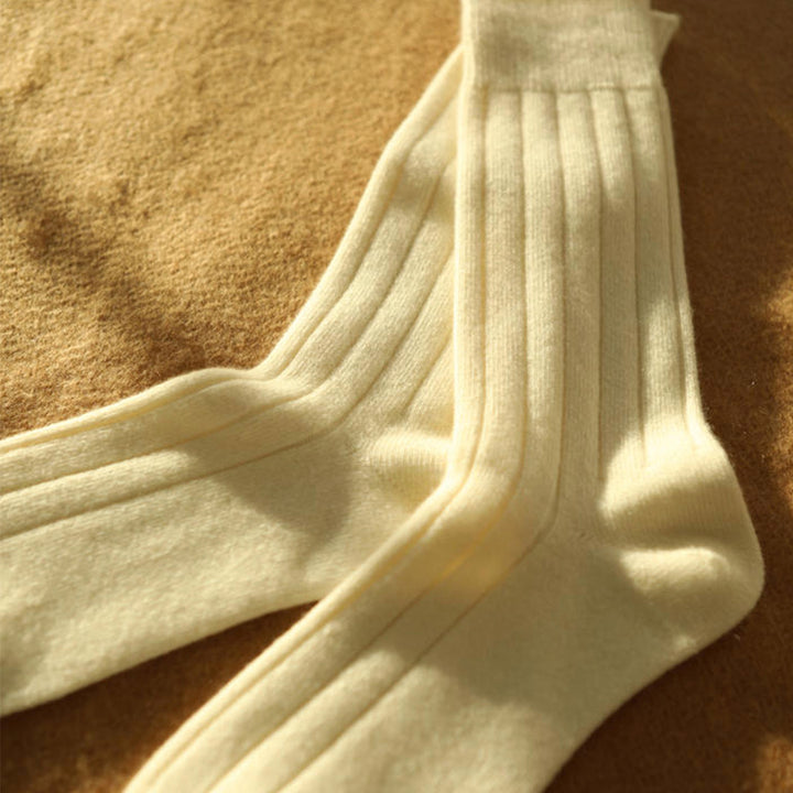 062141125 Cashmere Ribbed Socks L